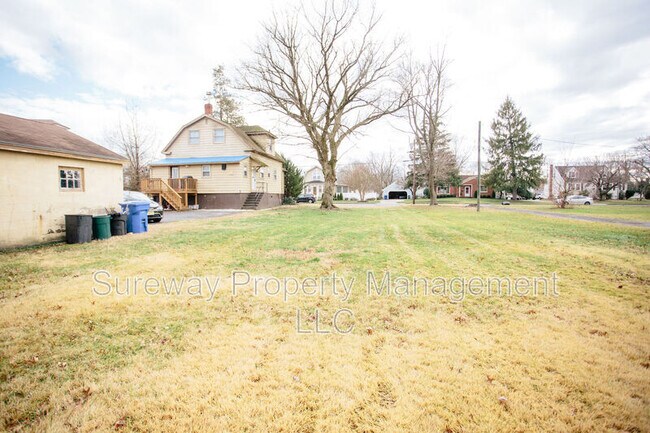 Foto del edificio - 37 Claypoole Ave