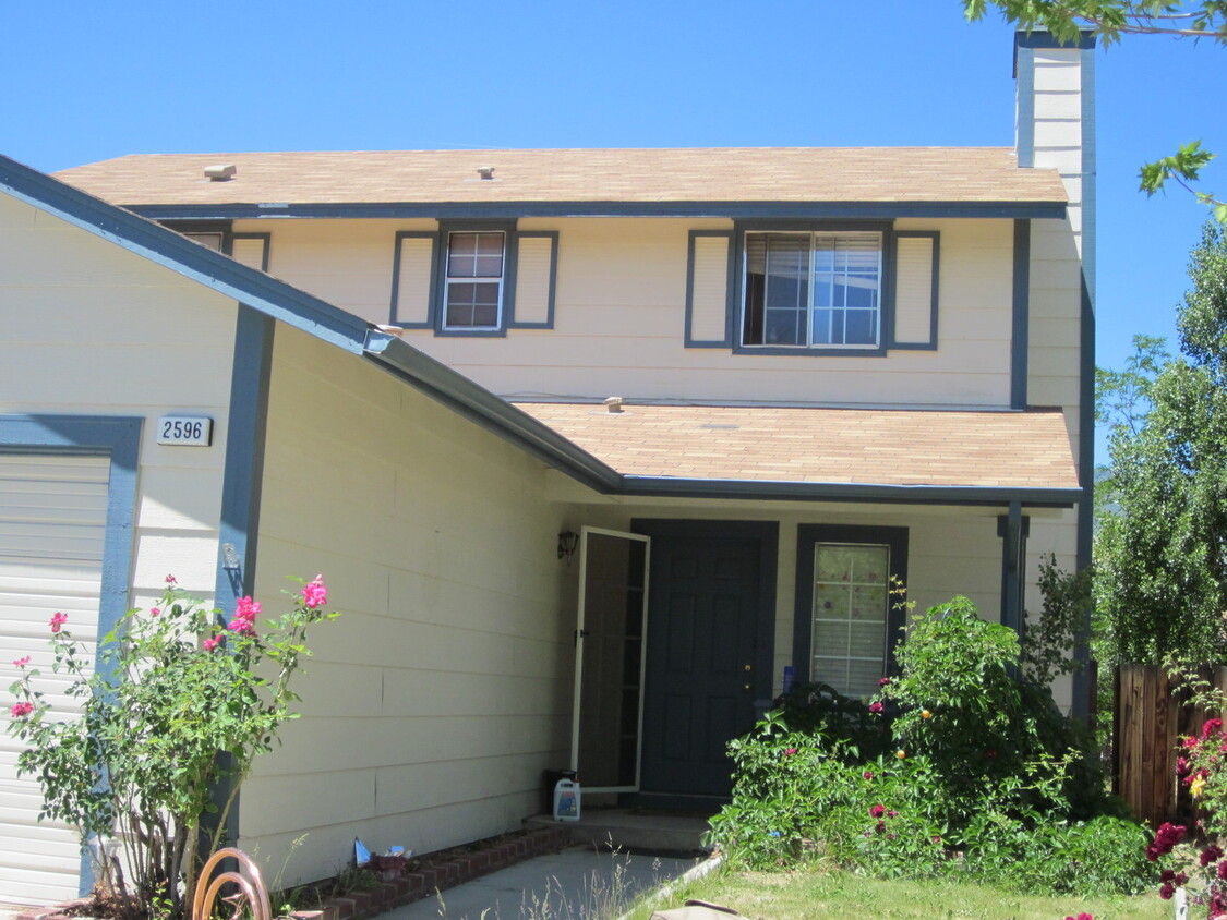 Primary Photo - Two Story in Seeliger School District