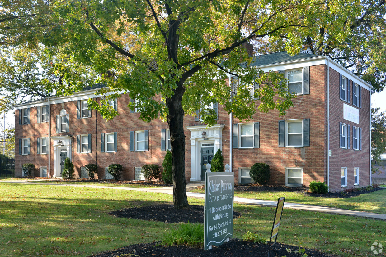 Primary Photo - Shaker Parkway Apartments