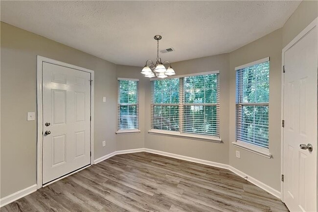 Building Photo - 4783 Lake Park Terrace