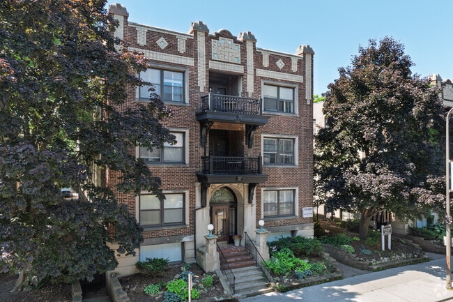 Grand & Dale Apartments - Grand and Dale Apartments