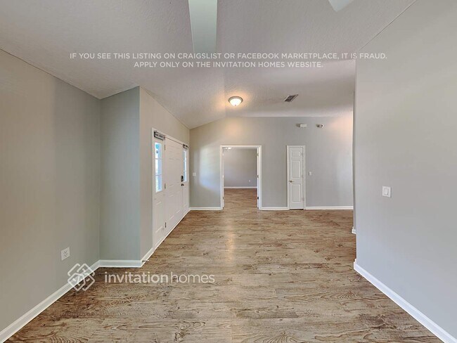 Building Photo - 9128 Jennifer Ln