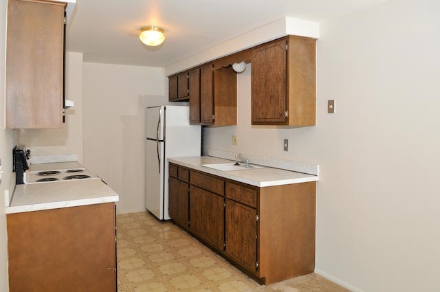 Kitchen - Woodland Apartments