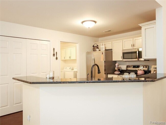 Foto del edificio - 15913 Morningside