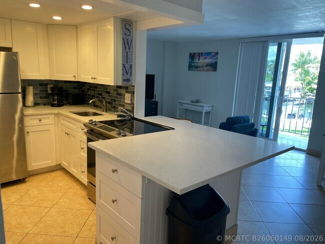 Foto del edificio - 1731 SE 15th St