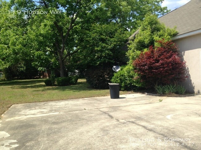 Foto del edificio - 119 Hudson Way