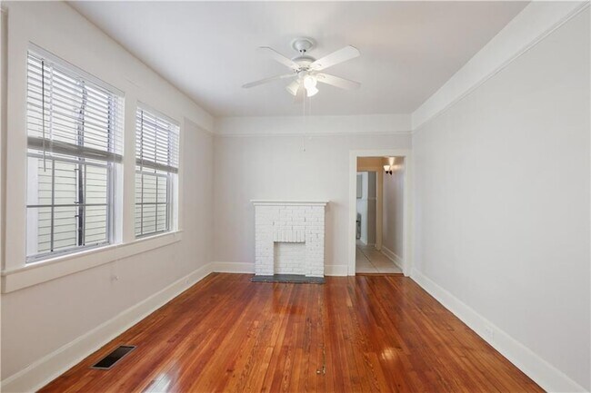 Building Photo - 1030 Adams St