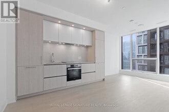 Building Photo - 35 Mercer St