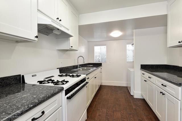 Foto del edificio - 4911 Glen Iris Ave