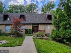 Building Photo - 11616 Vantage Hill Rd