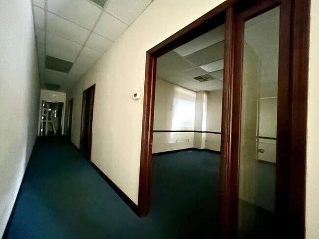 Foto del edificio - 5534 Albemarle Rd