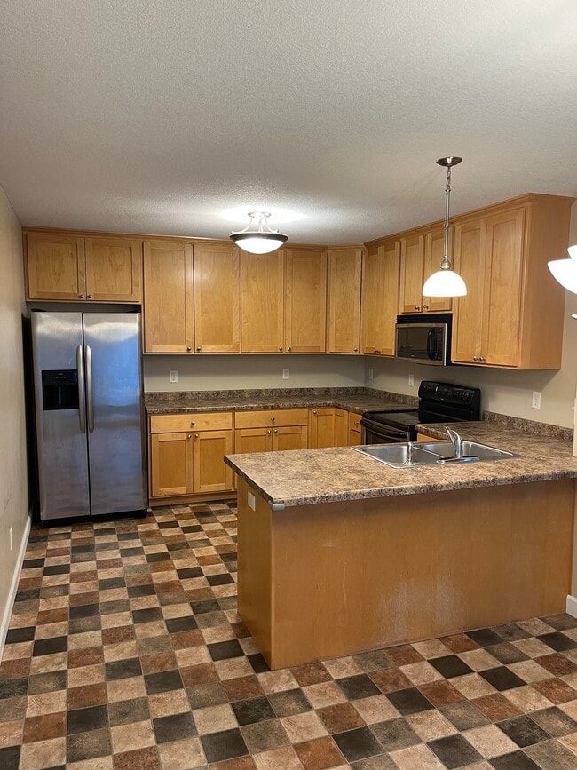 Kitchen - 1736 Bennett St