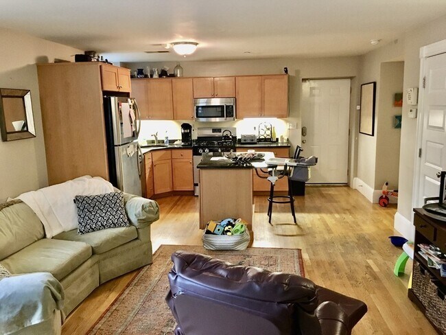 Foto del edificio - 245 Beacon St