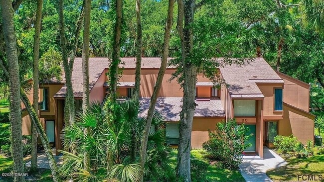 Building Photo - Stunning townhome on Palm Harbor Golf Course!