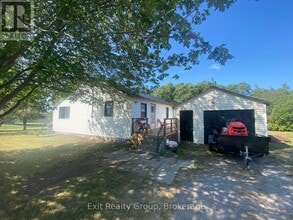 Building Photo - 48 29