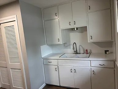 Foto del edificio - 914 Cottonwood St
