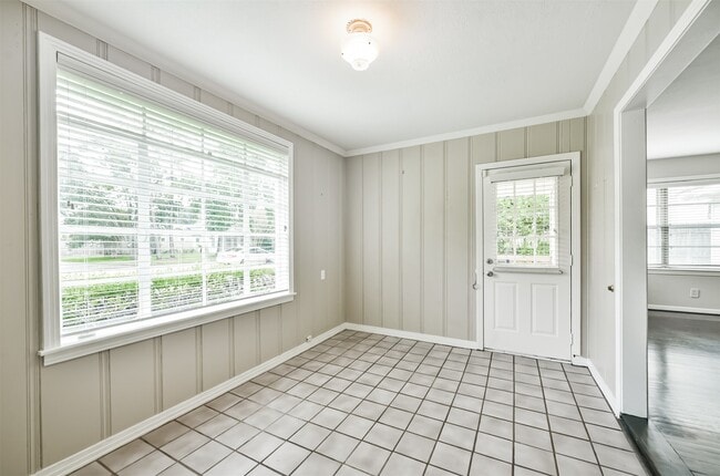 Foto del edificio - 4924 Palmetto St