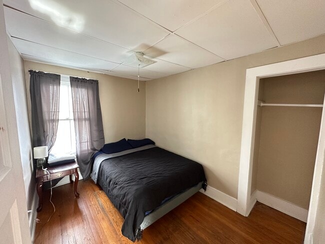 Foto del edificio - Grumbach Ave