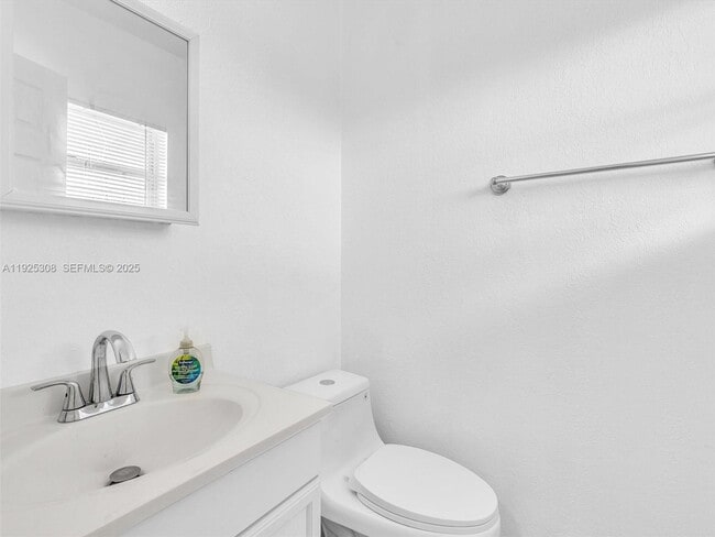 Foto del edificio - 5130 SW 40th Ave