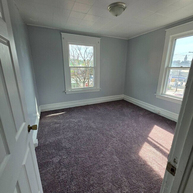Foto del edificio - 420 E Jefferson St