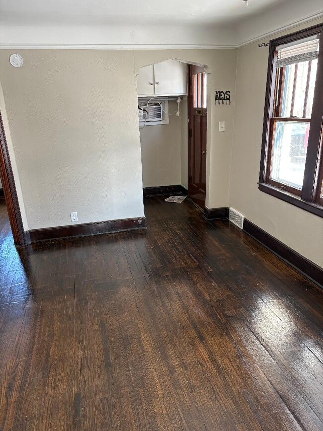 Building Photo - 121 5th Ave SW