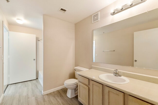 A2 bathroom - La Terraza at the Biltmore