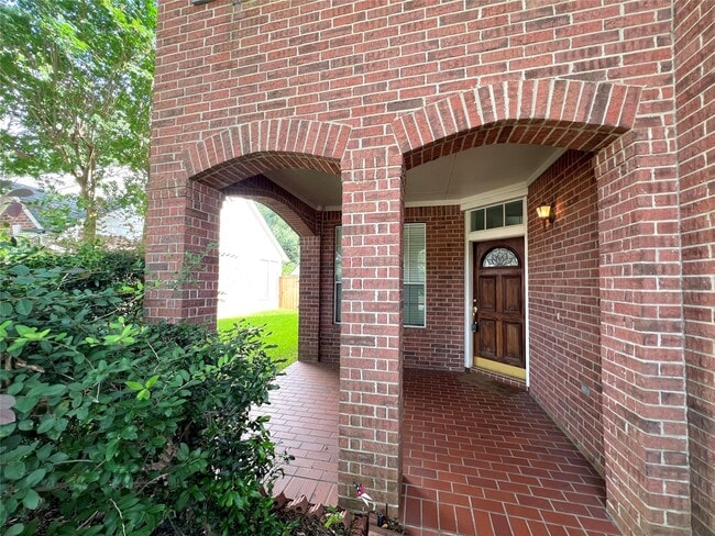 Building Photo - 22511 Parkvine Ln