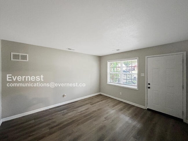 Foto del edificio - 6335 Southbridge Dr
