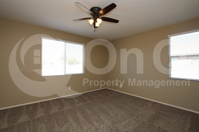 Building Photo - 2620 S 116th Dr