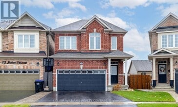 Building Photo - 18 Hutton Cres