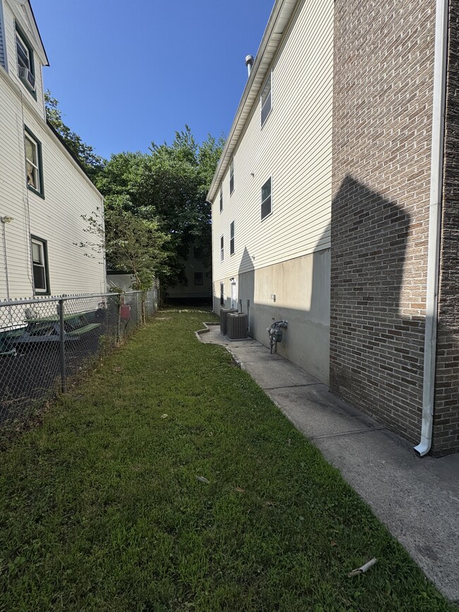 Foto del edificio - 17 9th Ave