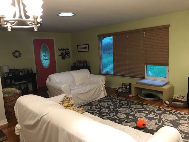 Foto del edificio - 1564 Greentree Rd