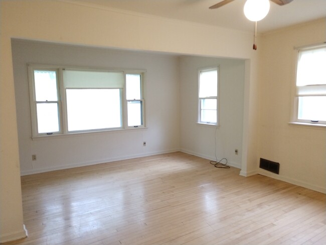 Building Photo - Updated 2 bedroom Duplex in Sauk Rapids