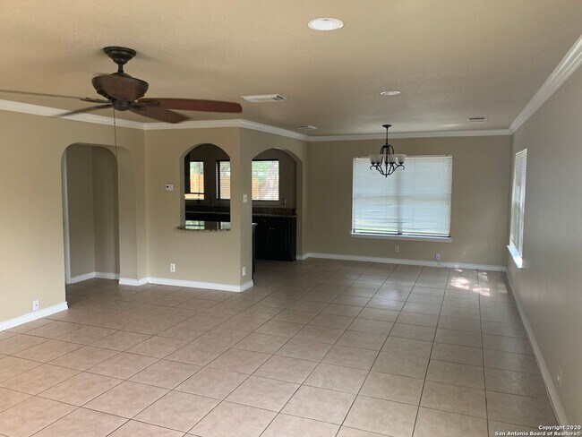 Foto del edificio - 4 Bedroom/2.5 Bath Eckhert Crossing Subdiv...