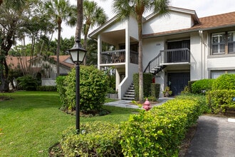 Building Photo - 11355 Pond View Dr