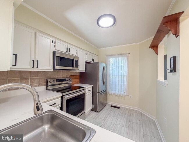 Building Photo - 12821 Mill Brook Ct