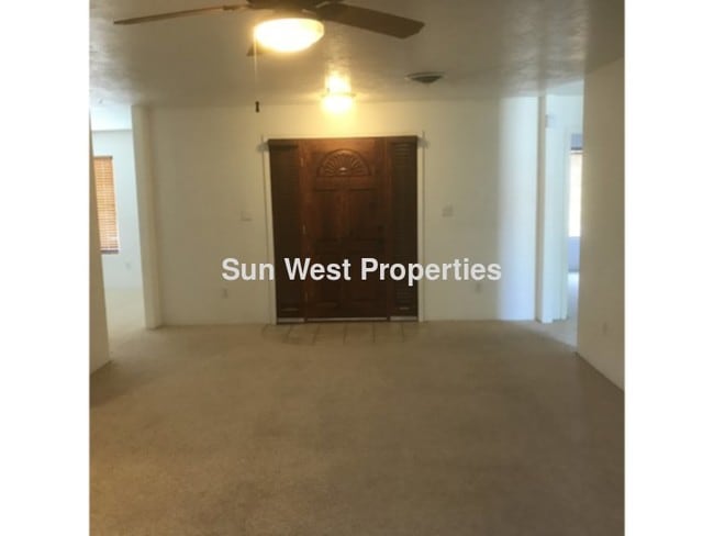 Foto del edificio - Washer/Dryer included!