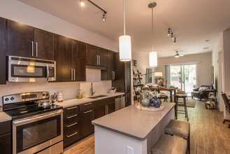 Broadstone Scottsdale Quarter Rentals - Scottsdale, AZ | Apartments.com