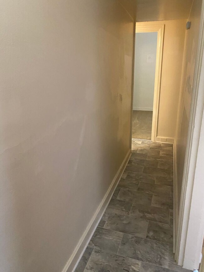 Foto del edificio - 209 N Bedford St