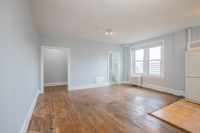 Building Photo - Charming Studio Condo Unit in Adams Morgan!