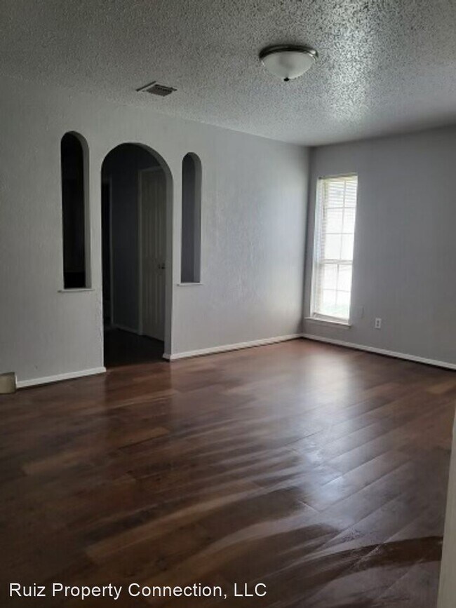 Foto del edificio - 3 br, 2 bath House - 2933 Las Vegas Trl