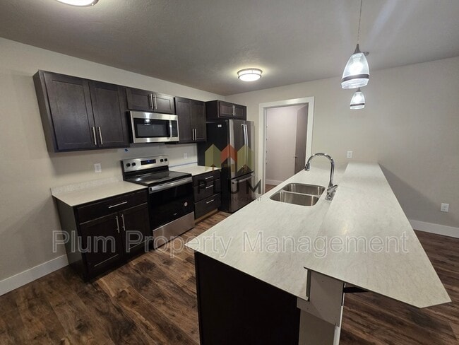 Building Photo - 425 Michigan Ave