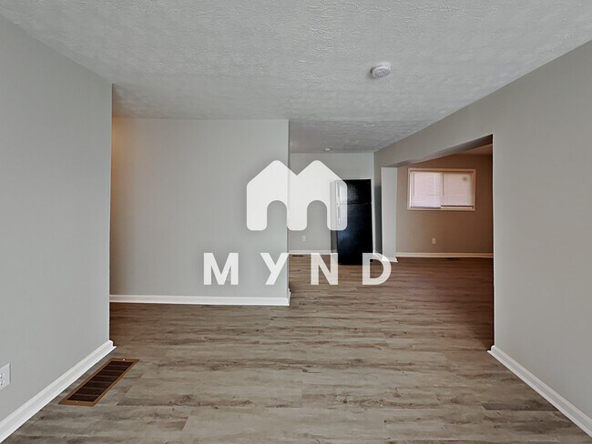 Building Photo - 9525 Rivertown Rd