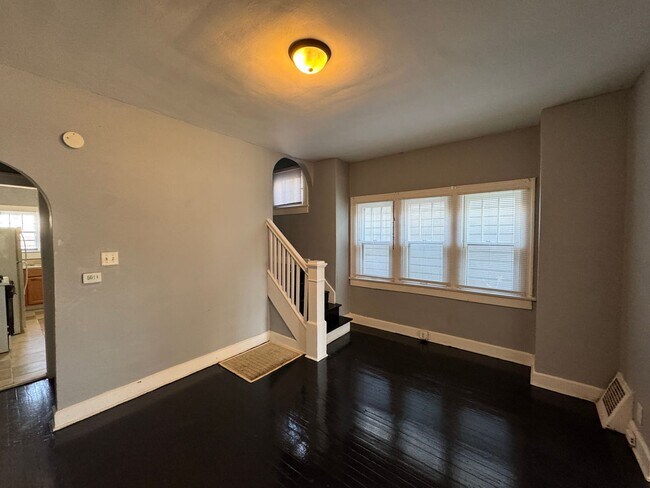 Foto del edificio - 830-832 Weghorst Street