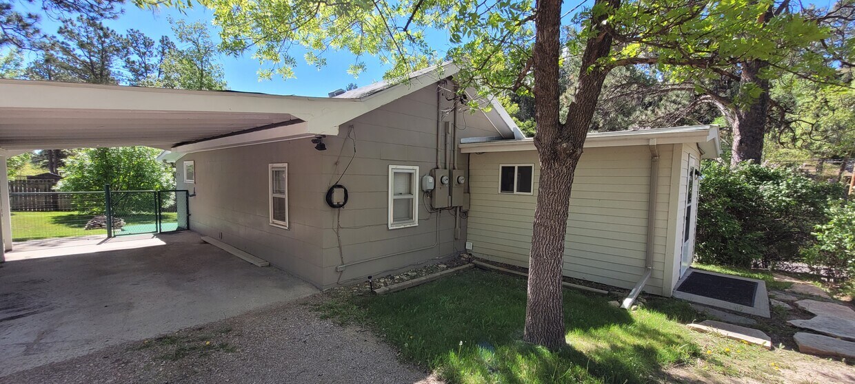 Foto principal - 5250 Cleghorn Canyon Rd