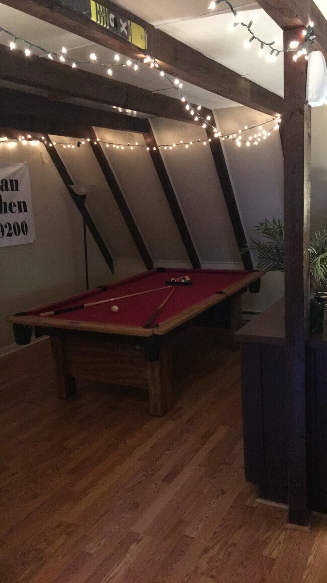 Foto del edificio - 166 Knowles Haven Ln