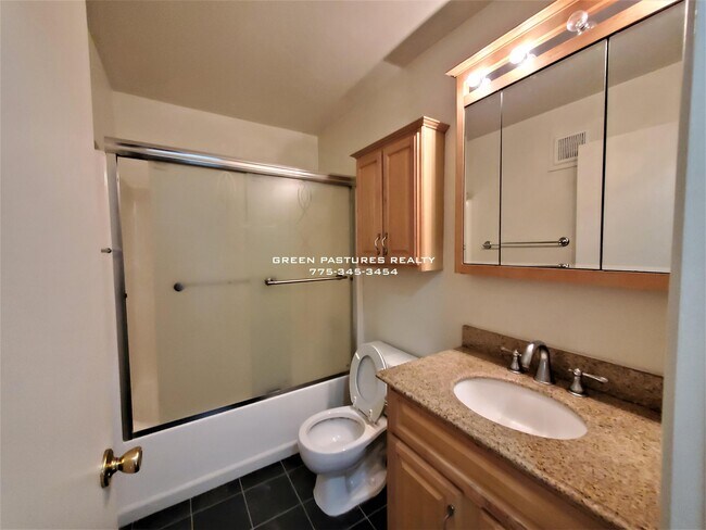 Building Photo - 3265 Reno Vista Dr