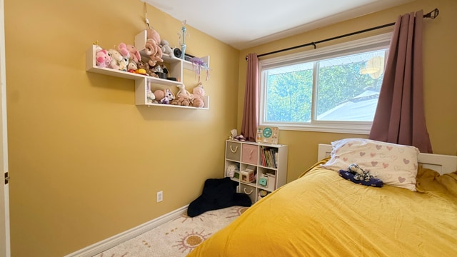 Building Photo - 849 Osgoode Dr