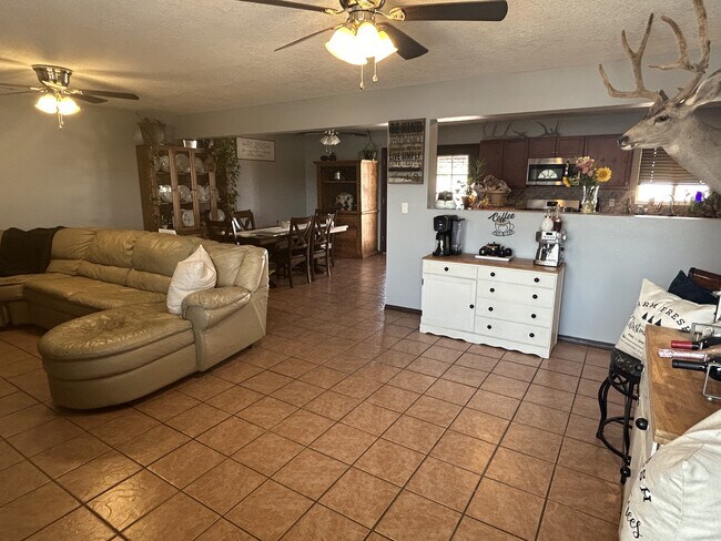 Foto del edificio - 1140 Yerba Rd SW
