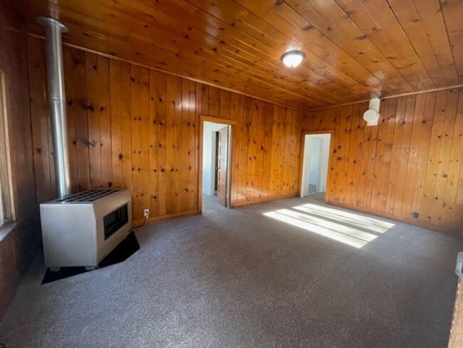 Building Photo - 2 Bedroom Home in the Heart of Camino